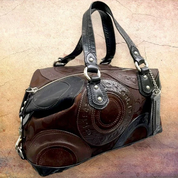 COACH Ashley 15474 Patchwork Shoulder Bag 13”x9”x4” Inside pockets. BlackBrn EUC - Picture 2 of 15
